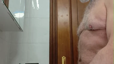 Mature Big Uncut Daddy Cock Itapapixxl Is Shaving His Beard and Trimming Down, Epic Cumshot