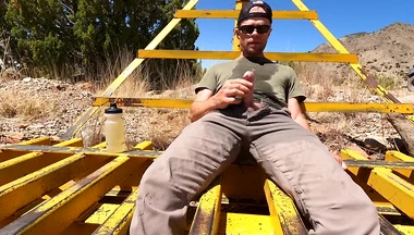 Pissing My Hiking Pants 8 Times - Completely Soaked