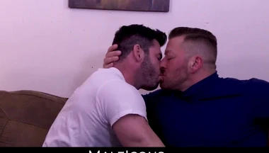 Muscular and horny hunks Billy and Hugh's intense sex session