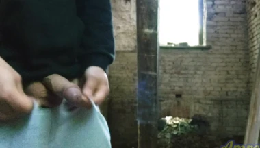 Need a place to cum! Part 6. Dangerous place for orgasm